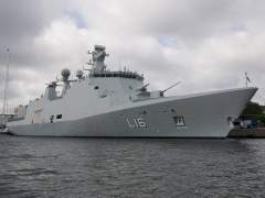 L16 HDMS Absalon еще как корабль управления и поддержки (фото: Wikimedia Commons/ 	heb)