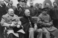 Сталин, Черчилль и Рузвельт на конференции в Ялте 1945 год.