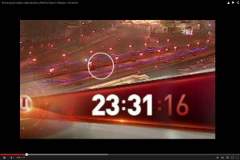 Уже через 4 секунды автомобиль отъезжает - на мосту видно тело Немцова