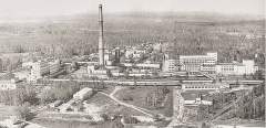 Одним из первых для нужд атомной отрасли был построен завод «Маяк». В 1957 году
там произошла авария, отравившая Урал радиацией