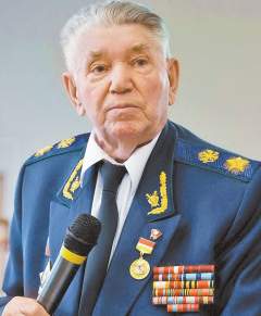 Бывший генеральный прокурор СССР Александр Сухарев