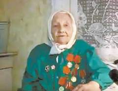А 96-летняя Анна Крюкова пожаловалась на отсутствие в доме
канализации, но в ответ местные чиновники
предложили ей отправиться в богадельню