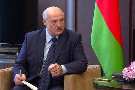 Александр Лукашенко пришел пешком на саммит ЕАЭС из-за сломавшегося Mercedes
