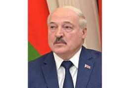 Александр Лукашенко призвал отправить милицию и армию в поля