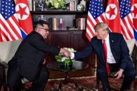 Болтон посчитал ошибкой встречу Трампа с Ким Чен Ыном