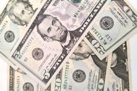 Business Insider: Господство доллара находится под угрозой из-за пяти проектов