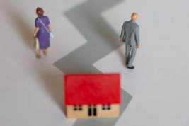 Делятся ли кредиты при разводе супругов?