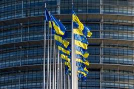 ЕС решил начать переговоры по вступлению Украины и Молдавии и предоставил статус кандидата Грузии