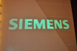 «Газпром» не увидел ясности в документах от Siemens