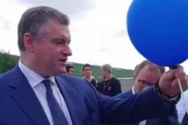 Глава ЛДПР Слуцкий извинился перед мэром Красноярска за предложение воткнуть ему воздушный шарик