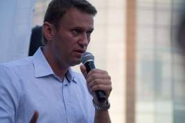 Госпитализированный в реанимацию Навальный впал в кому после отравления