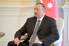 Ильхам Алиев прилетел в Грузию впервые за семь лет