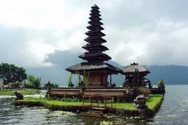 Индонезия закроет границы для всех иностранных туристов с 24 декабря