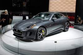 Jaguar официально представил публике обновленное купе F-Type