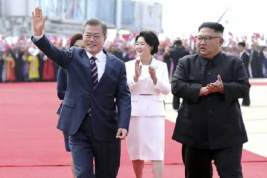 Ким Чен Ын подарил главе Южной Кореи двух собак