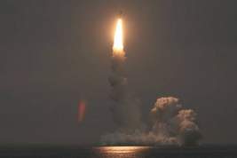 КНДР провела испытания новых тактических управляемых ракет