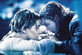 Кэмерон ответил фанатам «Титаника», почему решил «убить» героя Ди Каприо