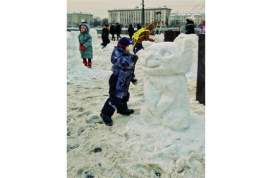 Ледяные скульптуры и большие снеговики – в Парке Горького стартовал фестиваль «Снег и лед в Москве»