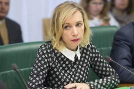 Мария Захарова: Россия прорабатывает меры на случай высылки россиян из Латвии