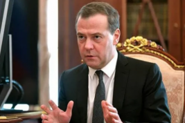 Медведев рассказал о подготовке проекта об условиях въезда и пребывания иностранцев