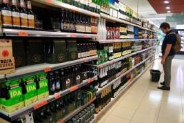 Минздрав допустил повышение минимального возраста продажи алкоголя в России