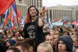 Большая часть участников акции на проспекте Сахарова пришла ради бесплатного концерта