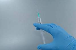 Moderna заявила о 100-процентной эффективности вакцины от COVID-19 при тяжёлых случаях