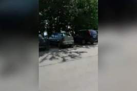 На российскую воинскую часть на границе с Украиной напали вооружённые люди