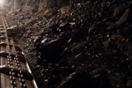 На шахте в Кемеровской области обрушилась порода