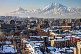 Опрос: свыше 75% жителей Армении позитивно относятся к притоку в страну россиян