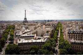 Полиция задержала в пригороде Парижа четырех подозреваемых в подготовке теракта