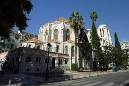 Появились подробности нападения с ножом на прихожан церкви в Ницце