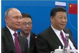 Путин подарил Си Цзиньпину баню и приготовил китайские блюда