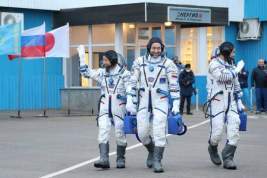 «Роскосмос» впервые за 12 лет отправил на МКС космических туристов и заявил о готовности развивать направление