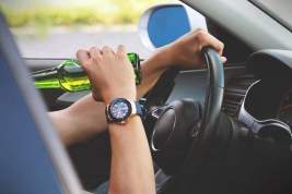 Российских водителей обяжут проходить тест на хронический алкоголизм