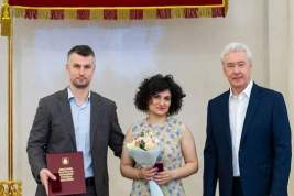 Собянин наградил лауреатов ежегодной городской премии «Крылья аиста»