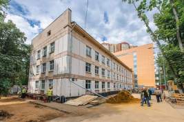 Собянин поручил ускорить реконструкцию детской поликлиники в районе Левобережный