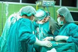 Столичные хирурги провели уникальную операцию по лечению рака простаты