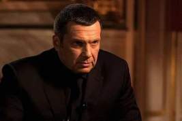 Телеведущий Владимир Соловьев попал под обстрел в ДНР