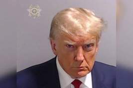 Трамп стал первым президентом США с тюремным фото
