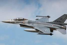 Турция призвала США поторопиться с принятием решения о продаже истребителей F-16