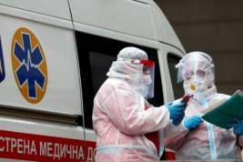 Украина выбирает не вакцину от коронавируса, а финансовую группировку, которая на ней заработает