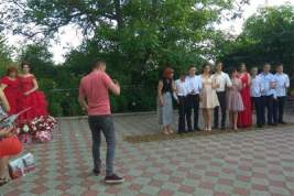 Украинскую школьницу не пускали на выпускной из-за ее веры