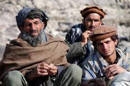 В Афганистане местных жителей пригласили посмотреть на публичную порку плетьми