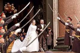 В Минобороны начали проверку из-за почётного караула на венчании потомка Романовых