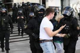 В МВД Белоруссии сообщили о 250 задержанных на акциях протеста в Минске