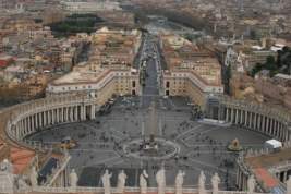 Ватикан решили засудить из-за почтовой марки с граффити