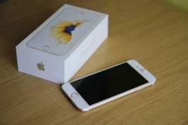 Владельцы iPhone решили засудить Apple за отказ ремонтировать утонувшие смартфоны