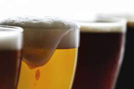 Владелец немецкой пивоварни устроил бесплатную раздачу не проданного из-за коронавируса пива