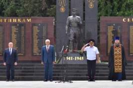 Владимир Колокольцев открыл мемориал в память о милиционерах – защитниках Севастополя